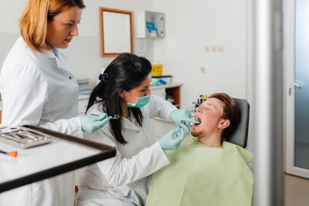 Best Cracked Tooth Emergency Dentist  in Olivehurst, CA